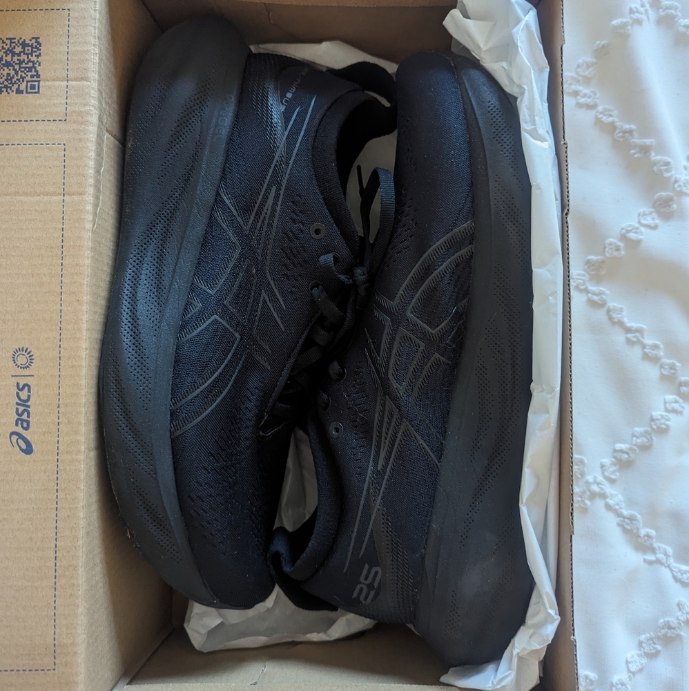 Asics Gel-Nimbus 25